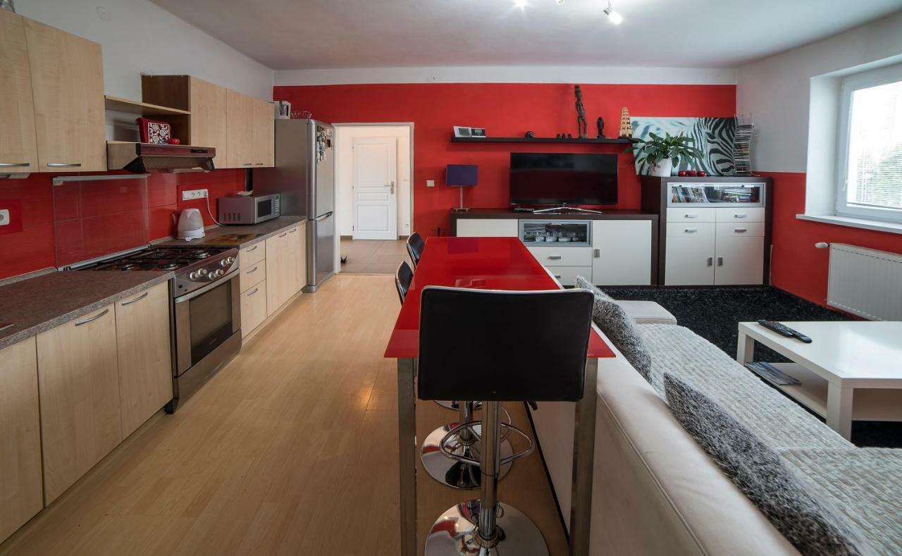 Apartman Martin Buitenkant foto